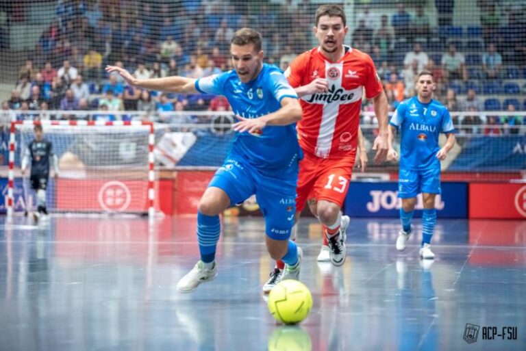 1-2 | El Viña Albali Valdepeñas no pudo con el campeón