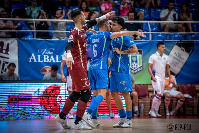 5-1 | El Viña Albali Valdepeñas, a la final por la puerta grande