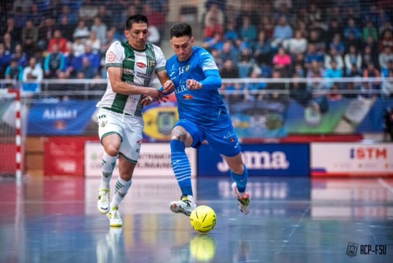 3-2 | El Viña Albali Valdepeñas remonta y respira