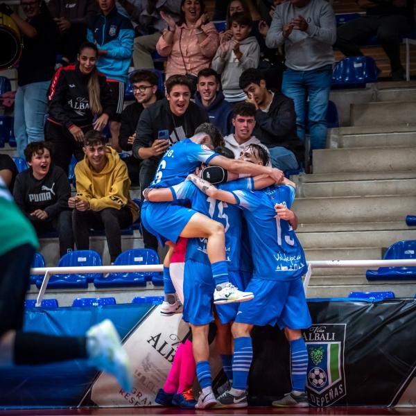 Resumen de la jornada en la Base Azulona grandes victorias del filial y del juvenil dh