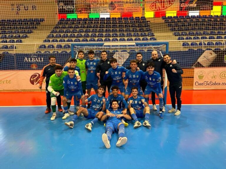 El Viña Albali Valdepeñas  b cierra la primera vuelta con pleno de victorias en casa