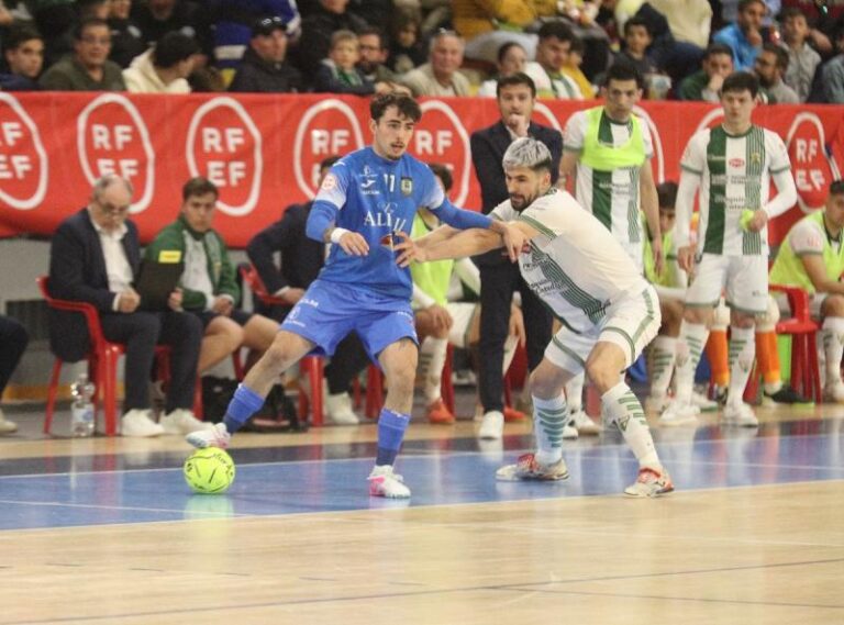 3-3 | El Viña Albali Valdepeñas rescata un punto sobre la bocina