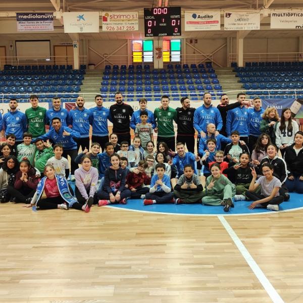 Noticia | Más de 250 escolares disfrutaron con el Viña Albali Valdepeñas