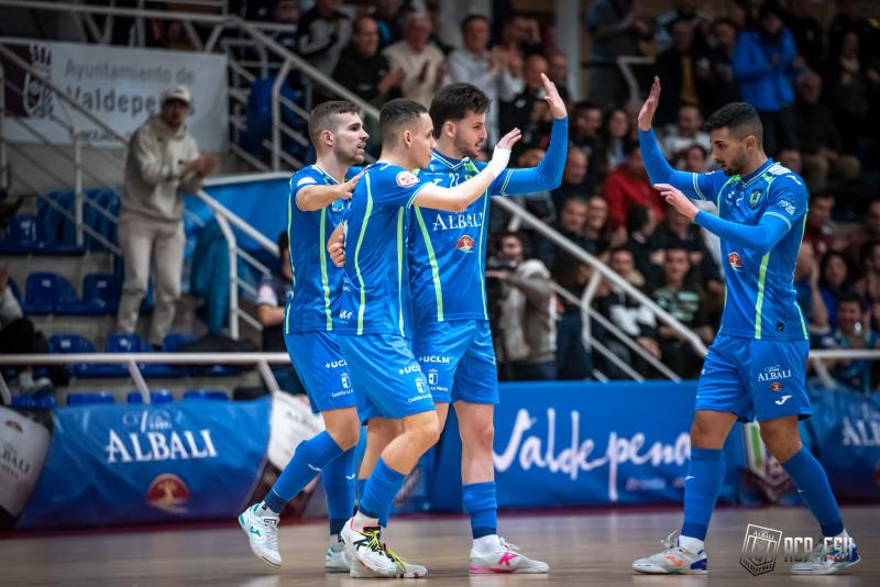 Previa | El Viña Albali Valdepeñas se mide al líder en casa